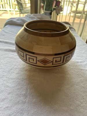 Hand Made Maple And Walnut Bowl. Beautiful Design