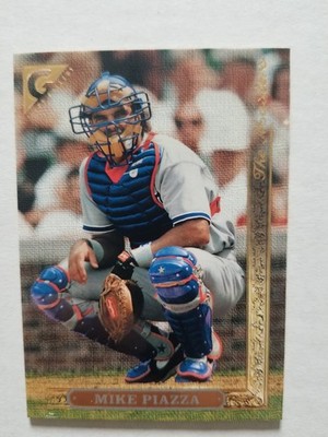 1996 Topps Gallery Mike Piazza #166 Los Angeles Dodgers