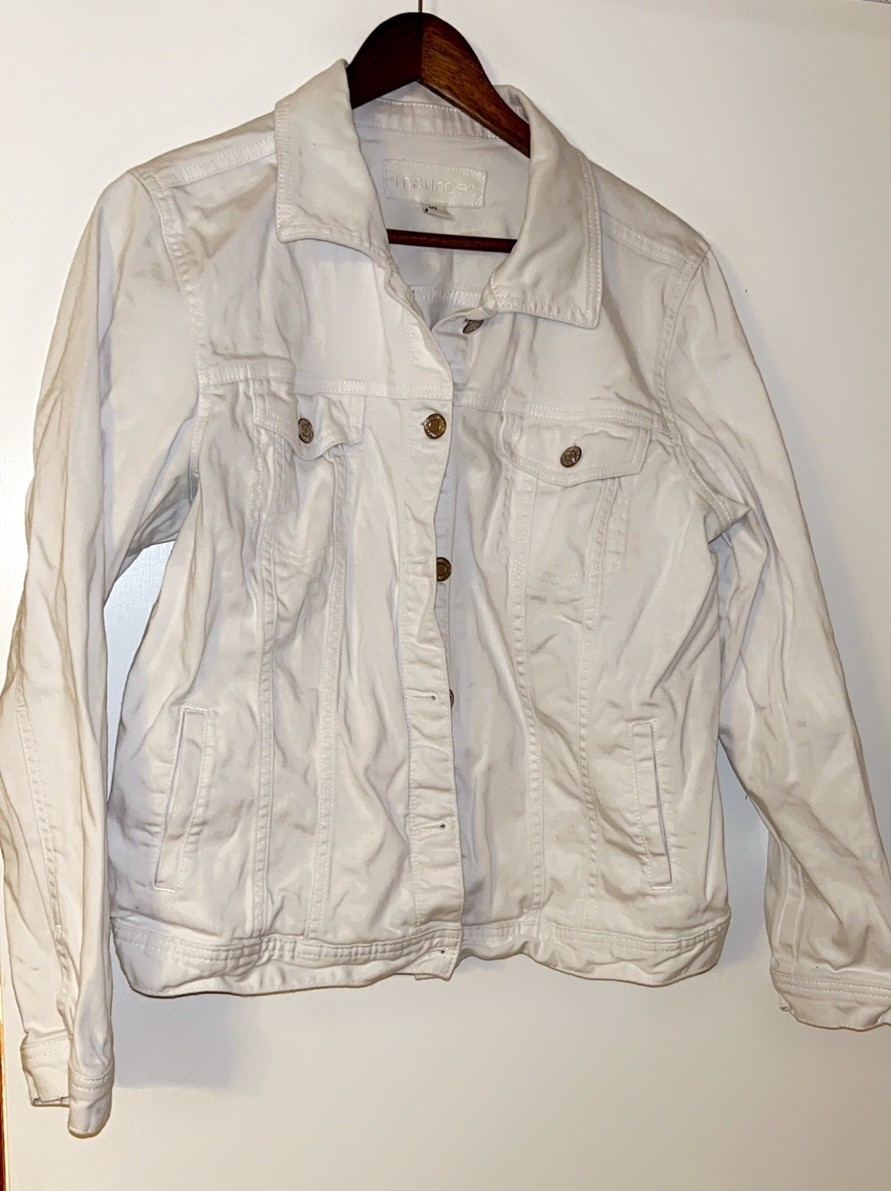 Maurice’s Jacket Size XL White Denim Button Front Pockets Long Sleeves Western