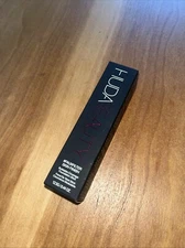 Huda Beauty Fauxfilter Skin Finish Foundation Stick Hot Fudge 550R .44 oz
