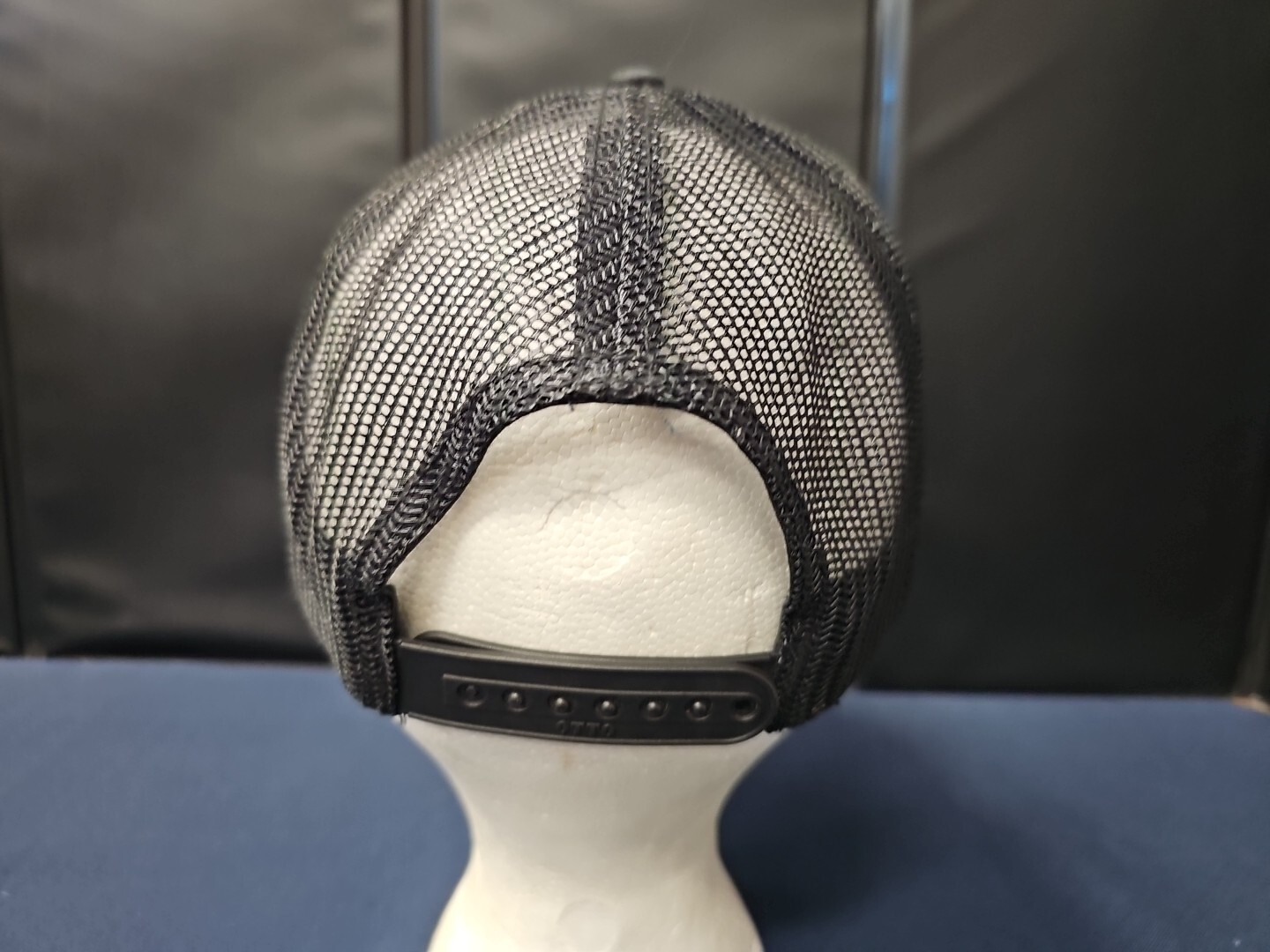 Snap-on Patch OTTO Trucker Hat Snapback Black - image 3