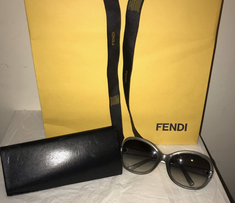 100% Authentic Fendi Gray Sunglasses With Case | eBay display picture 3
