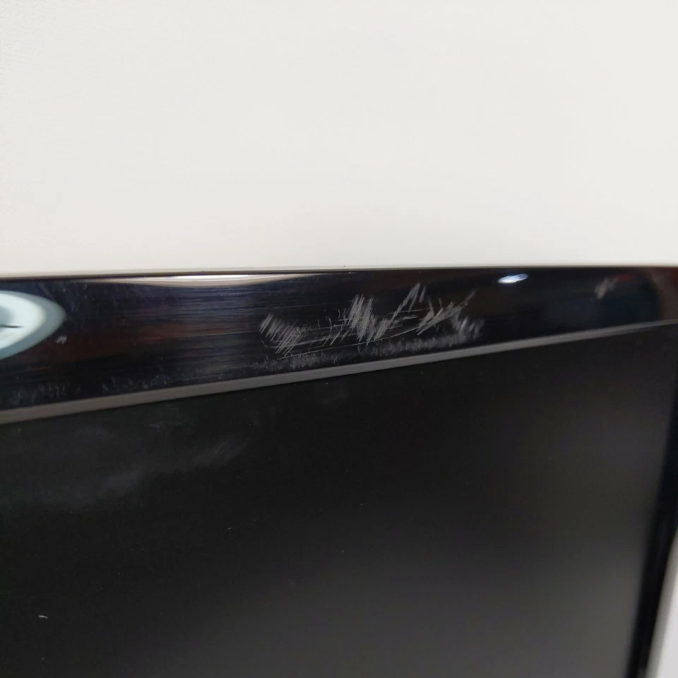 LG Monitor 18.5”  Flatron W1943SS-PF  With VGA Cord & Power Adaptor Tested  - Image 3 of 4