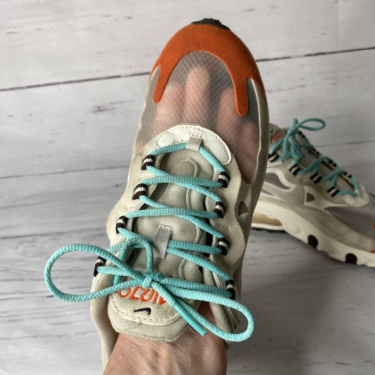 Nike Air Max 270 React Running Shoes Womens Size 7.5 Orange Teal