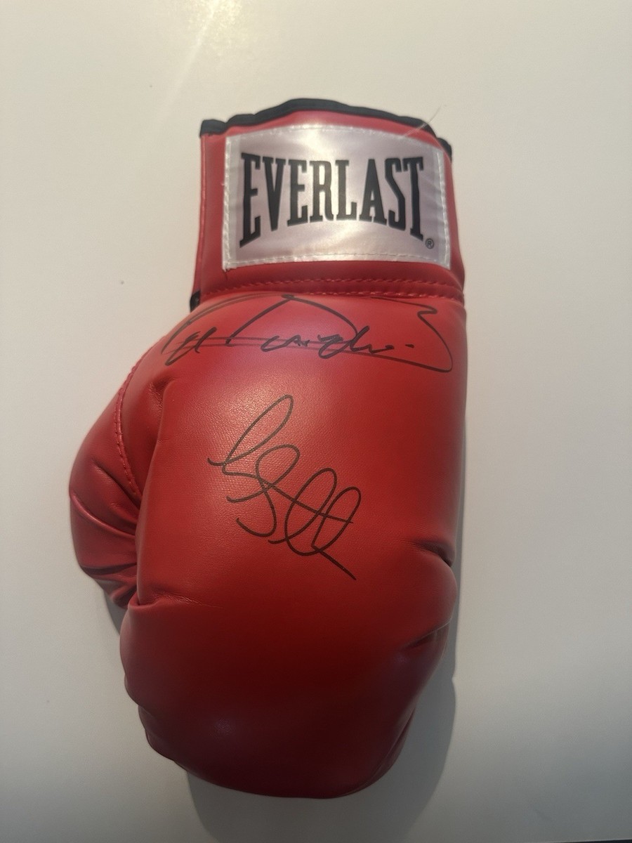 Canelo Alvarez & Liam Smith 2016 Signed Everlast Glove;Golden Boy