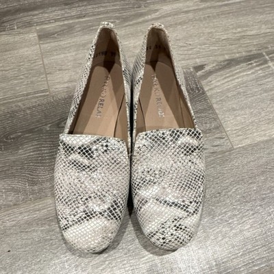 RYLKO  RELAX Animal Print Loafer Flats Metal Logo Slip On White Black Gray EU 39