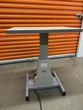Topcon Electric Adjustable Height Medical Table, AIT-18