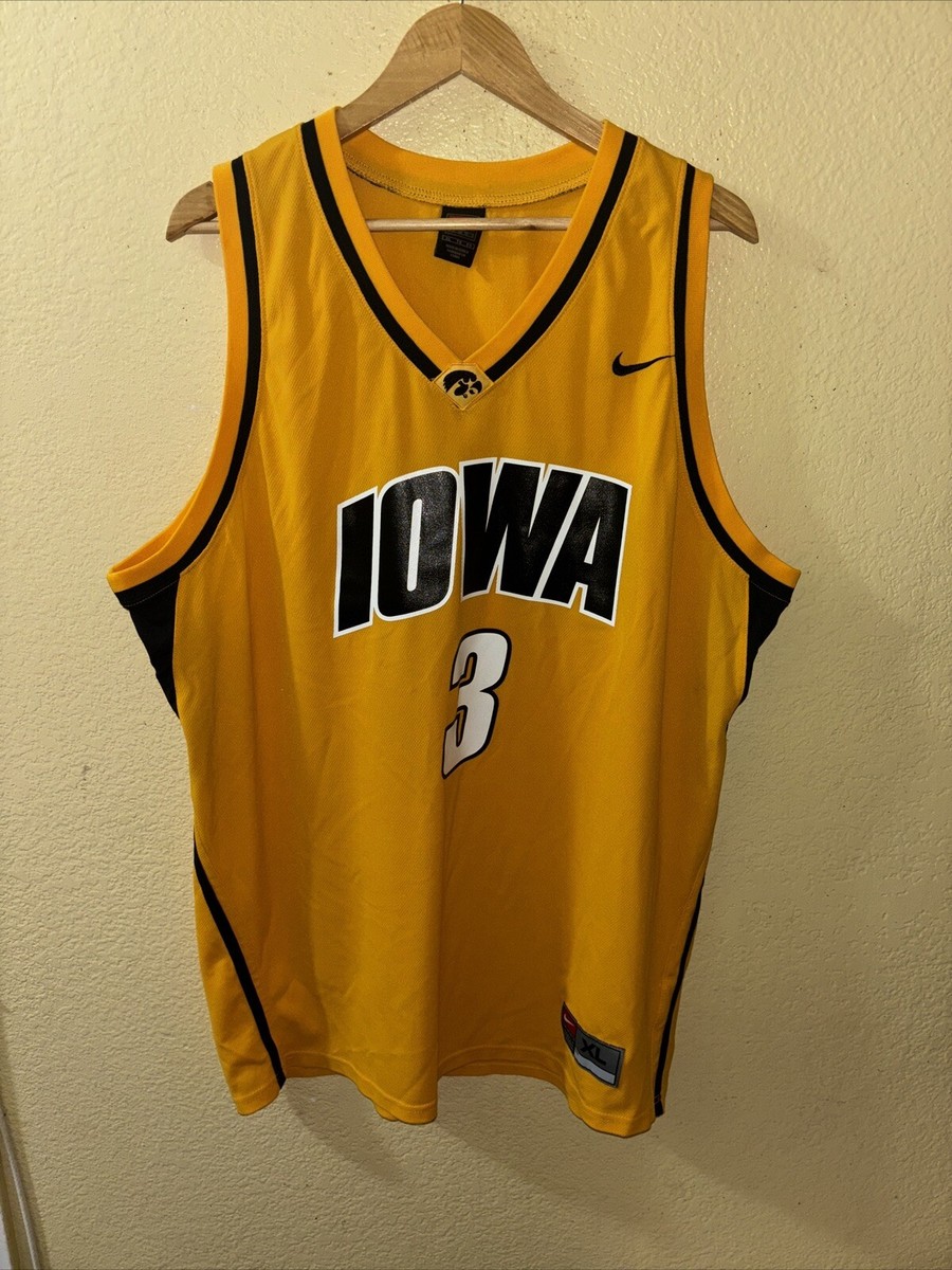 Iowa Hawkeyes Jersey Mens Extra Large Yellow Nike Basketball #3