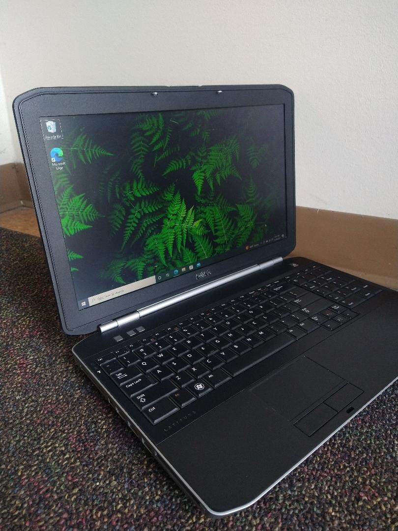 Dell Latitude E5520 Intel Core i5-2520M 8GB RAM 128GB SSD Windows