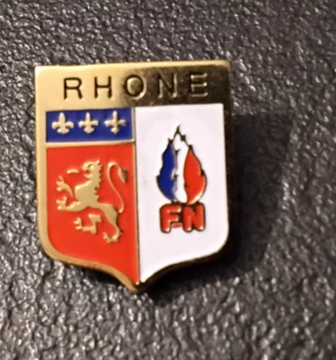 Pin s Politik FN Front National du Département du Rhône (1114)