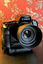 Canon EOS 5 (analog!) mit EF 50 mm STM und ES...