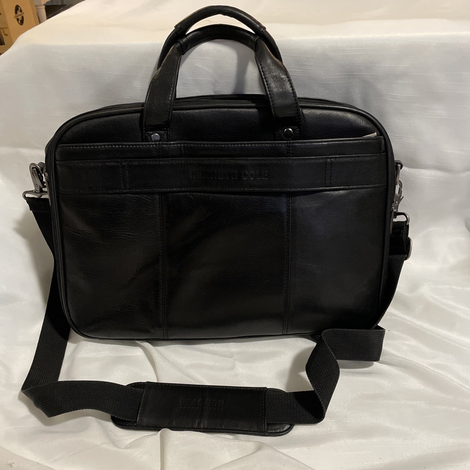 KENNETH COLE REACTION Black Brief Case Laptop Computer Messenger Bag