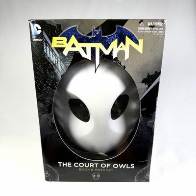 Batman The Court of Owls Mask And Book Set TP  Scott Snyder Capullo