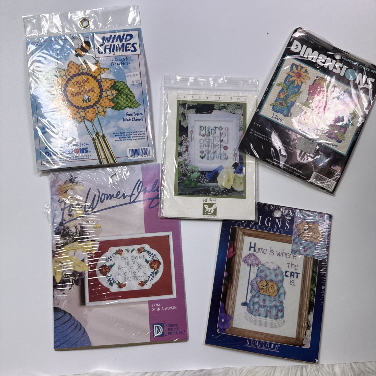 Mini Cross Stitch Needlecraft Kits Lot of 5 Unopened Package