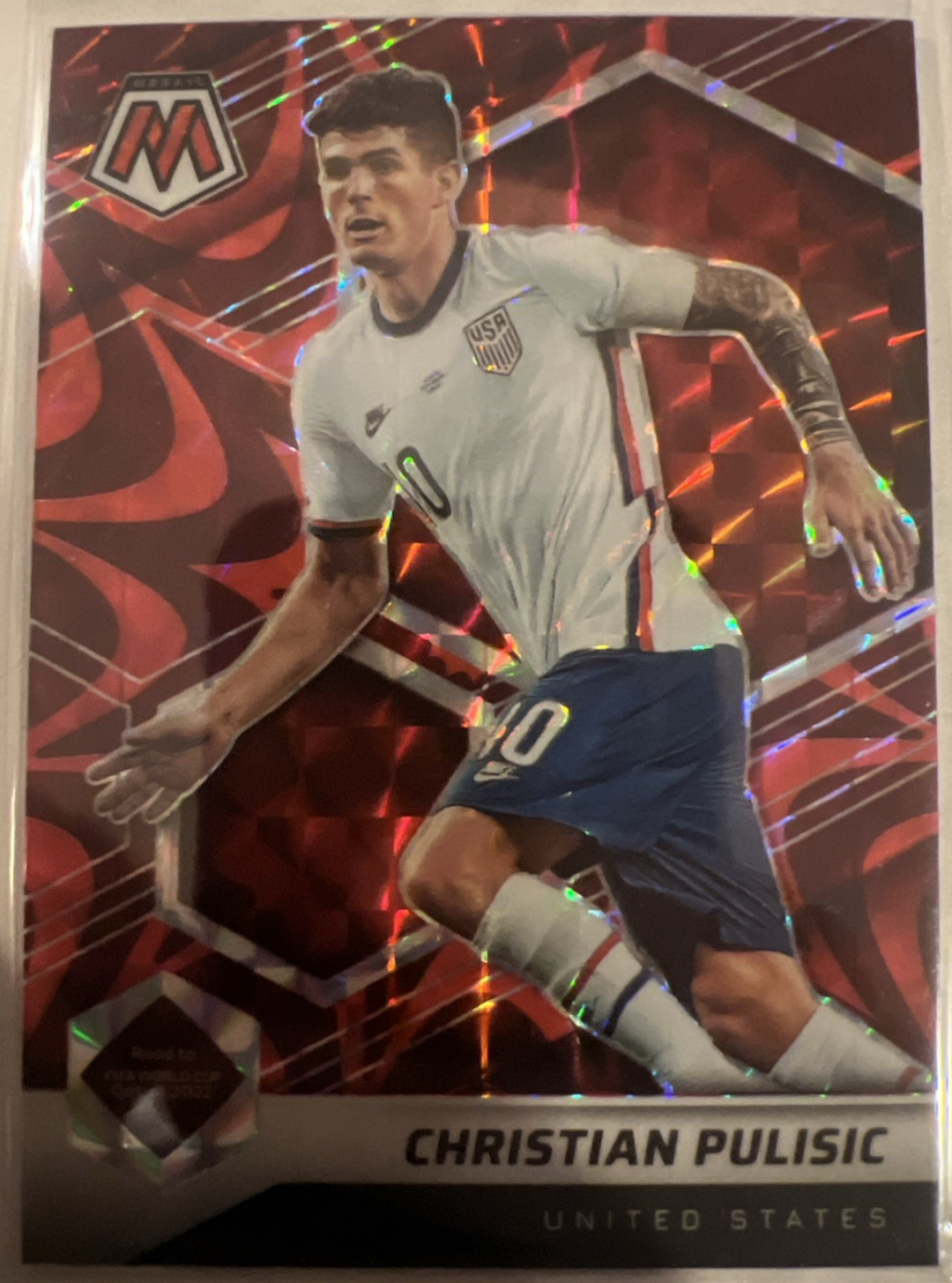 2022 Panini Mosaic World Cup Reactive Red #100 Christian Pulisic | USA