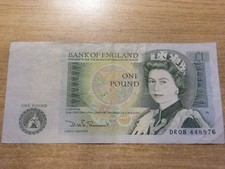 A DH Somerset England 1 Pound Banknote, Used folds but still crisp