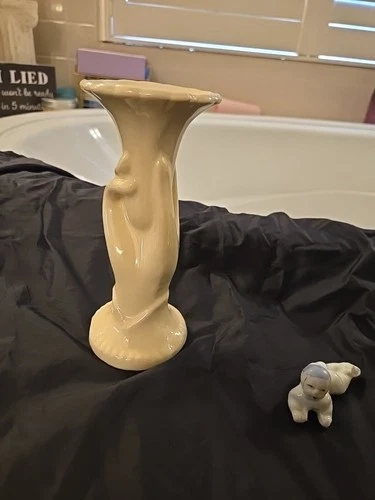 Vintage Shawnee Pottery Hand Trumpest Flower Vase 1960