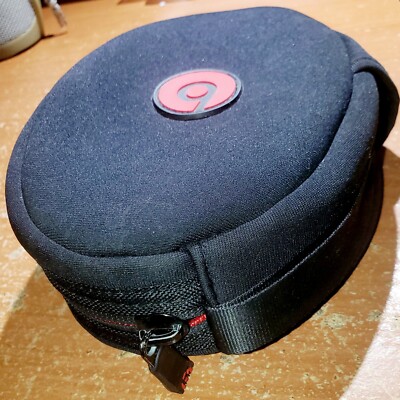 Beats Solo Zipped Soft Oval Carrying Case -  Wireless Headphones - BLACK
