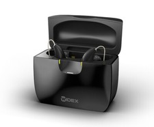 Widex mRIC Charge n Clean hearing aid charger Model WPC101