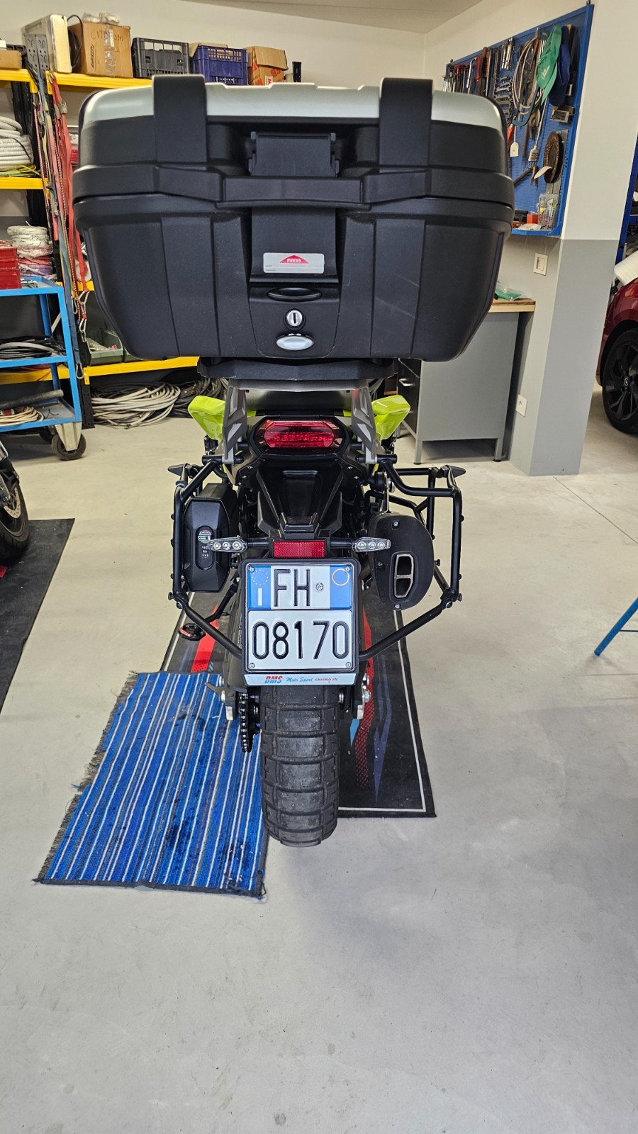 Benelli TRK 702X usata con 5000 km in ottime condizioni foto 3