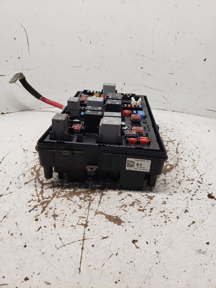 12 2012 Buick Lacrosse Engine Fuse Box Relay Junction Block