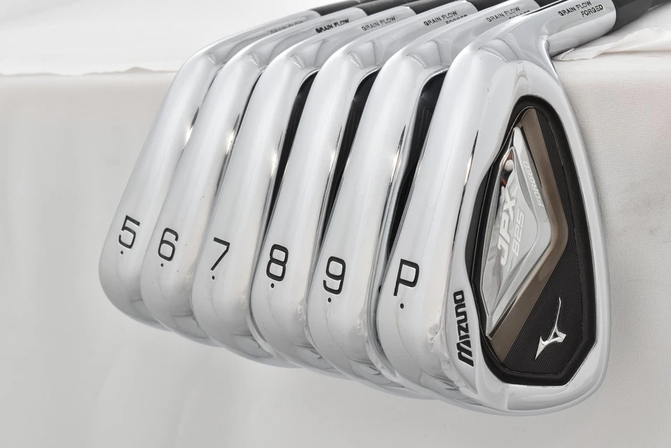 MINT 6pcs Mizuno JPX 825 Forged Irons Set 5-6-7-8-9-P PW MI200 SR RH Golf Clubs - Image 2 of 4