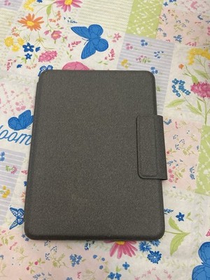Logitech Combo Touch Keyboard Case for Apple iPad Air 5th Gen. - Oxford Gray