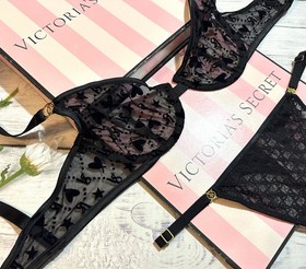 Victoria's Secret Mesh Hearts Lace Logo Unlined Bra Thong Set Black