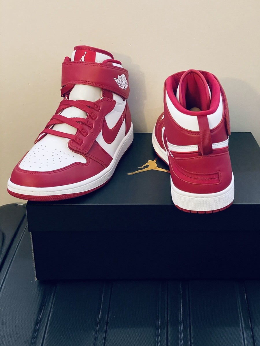 Air Jordan 1 Hi FlyEase, Size 11M/12.5W Jordan 1 High FlyEase  main image 3