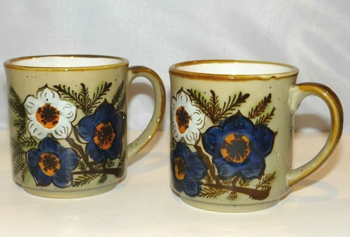 Floral Flowers Blue White Stoneware Coffee Mugs Cups Japan Set of 2 Pair