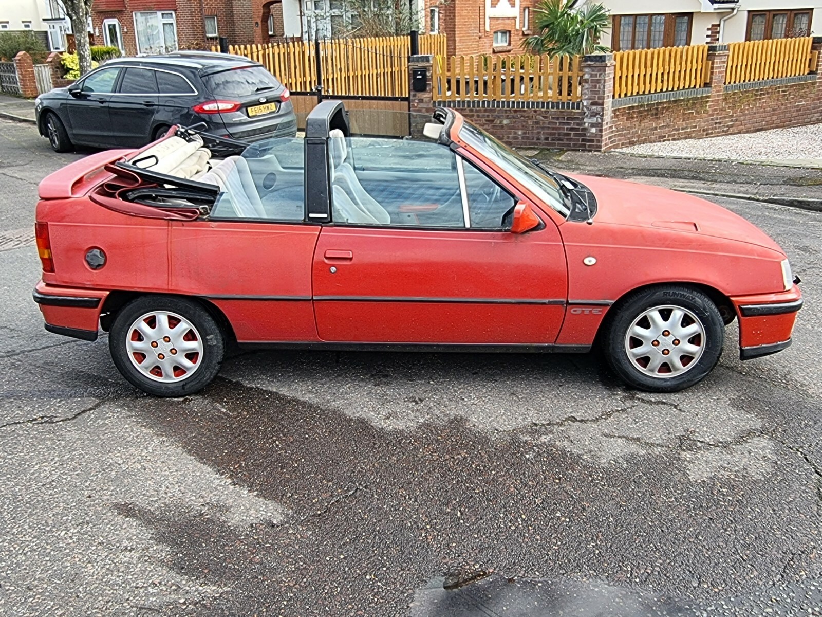 Image 2 - 1989-VAUXHALL-ASTRA-GTE-CONVERTIBLE-BY-BERTONE-BRAND-NEW-MOT-amp-SERVICE