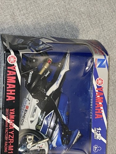 NewRay 1:12 Yamaha YZR-M1 Gauloises Fortuna Yamaha Valentino Rossi - Picture 2 of 7