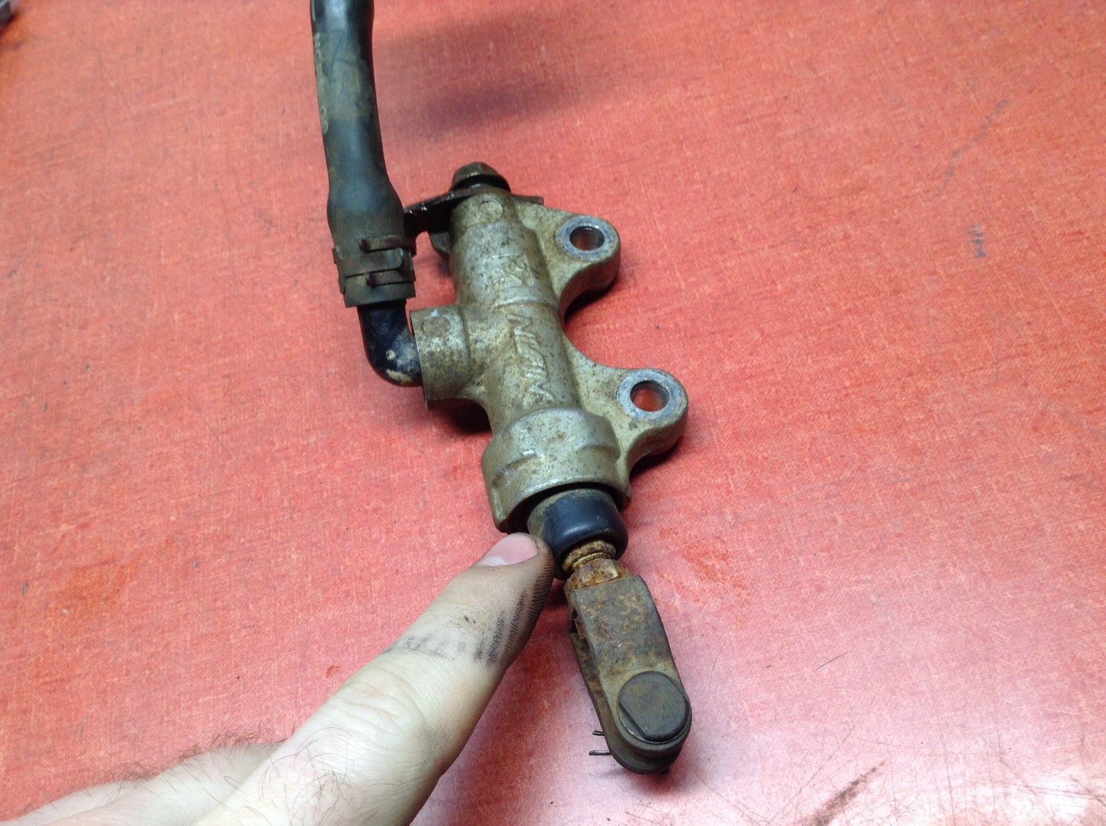 2001 01 YAMAHA RAPTOR 660 REAR BRAKE MASTER CYLINDER eBay