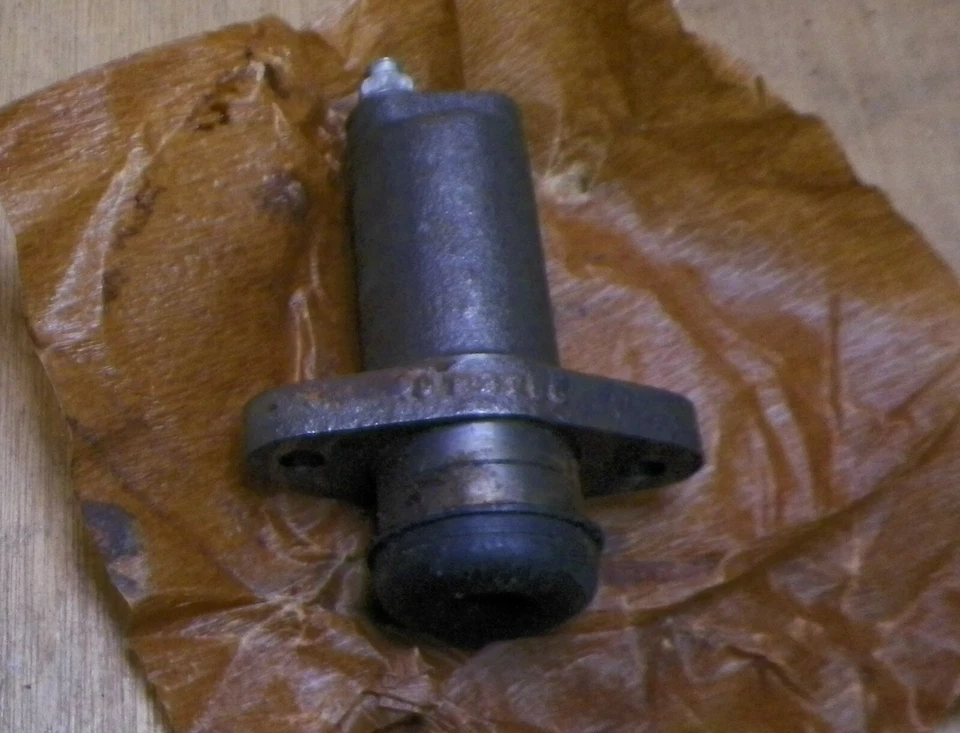 Cilindro esclavo Lockheed Clutch genuino Hillman Super Minx Singer Vogue 1962-64  Foto 3 de 3