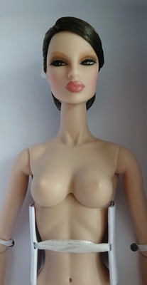 Integrity Venus Rising Eugenia Perrin-Frost Doll Nude + 2 Sets Hands, Stand, COA