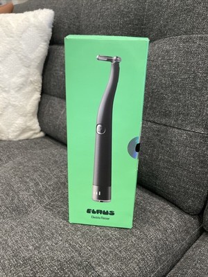 Flaus Electric Flosser NEW IN SEALED BOX
