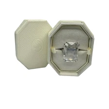Swarovski Mesmera cocktail ring Oversized crystal 55 EUR / 7 USA