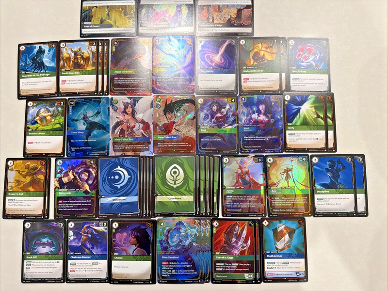 Riftbound League of Legends Ahri Nine-Tailed Fox 303/298 Deck - 50 Cards