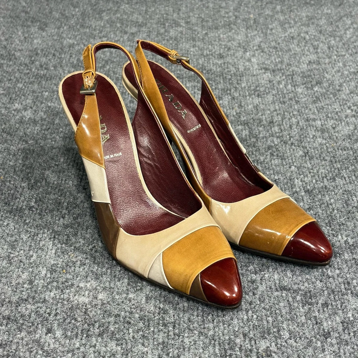 靴 PRADA BROWN&GOLD Buckle Slingback Heels 靴 PRADA BROWN&GOLD Buckle Slingback Heels Prada Suede Slingback