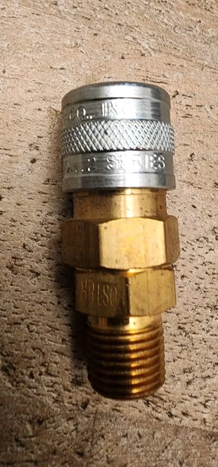 Foster 2202 1/8" Male NPT X 1/8 Coupler Air Fitting Series 2  W/Viton Seal - Image 3 of 4