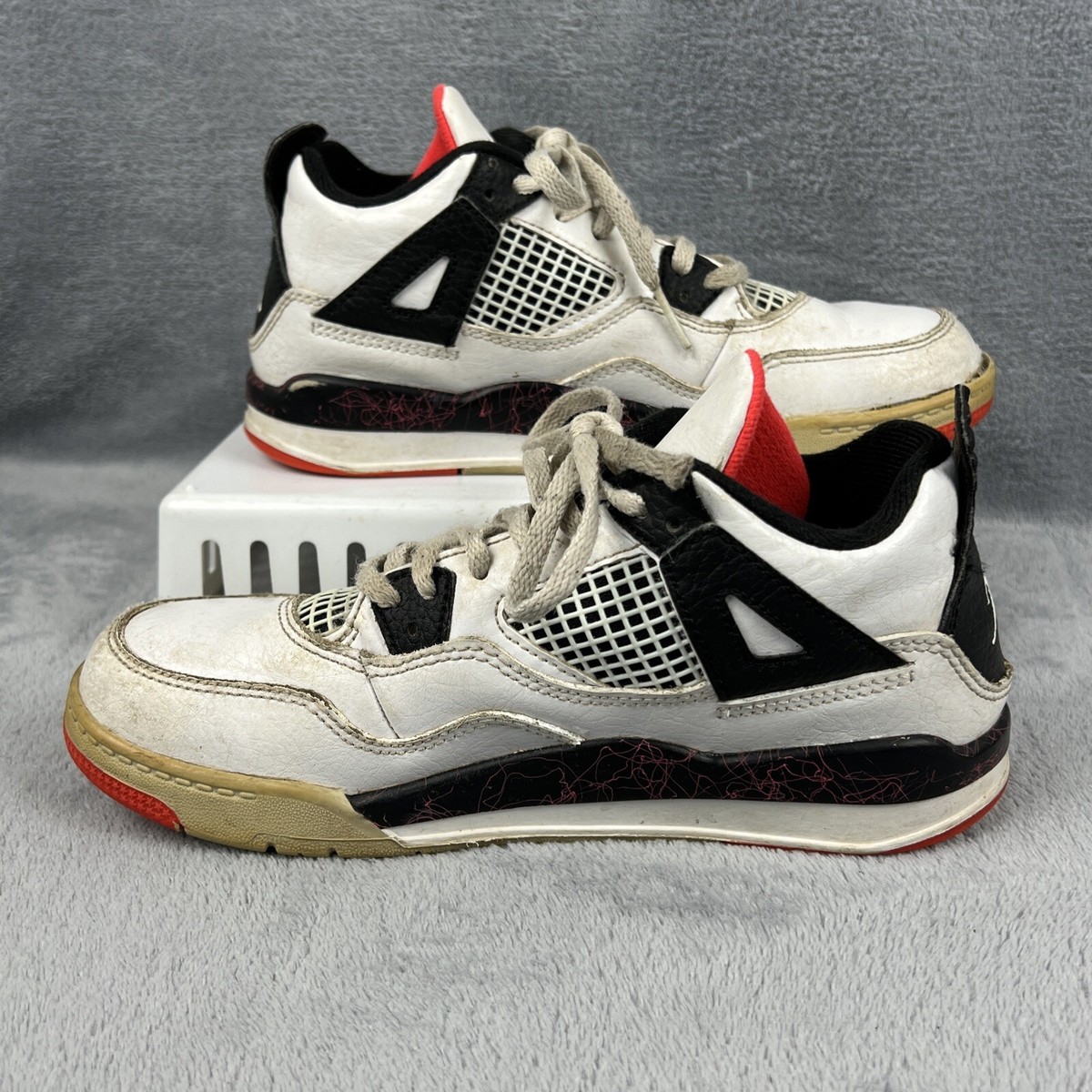 シューズ(男性用) NikAirJordan 4 Retro \"Flight Nostalgia\" Air Jordan 4 