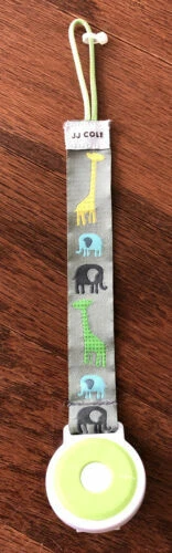 Clips de Chupete JJ Cole Safari y estuches