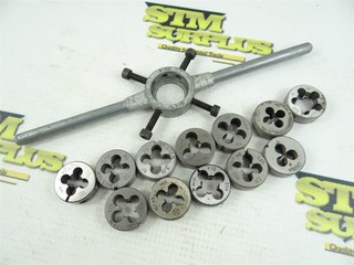 LOT OF 12 ASSORTED HSS ROUND DIES 1" OD #6 32NC TO 1/2" 13NC WRENCH