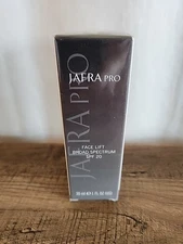 JAFRA Pro Face Lift Broad Spectrum SPF 20 SEALED (1 fl Oz)