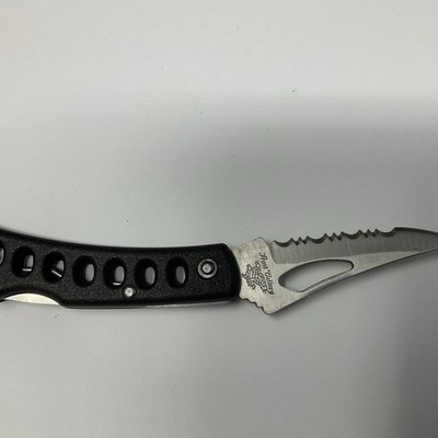Frost Cutlery Flying Falcon Folding Knife Serrated Blade Lockback