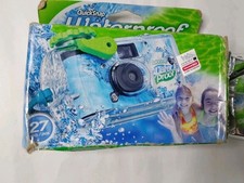 FujiFilm Quick Snap 800 Waterproof 35mm One-Time-Use Disposable Camera 27exp.