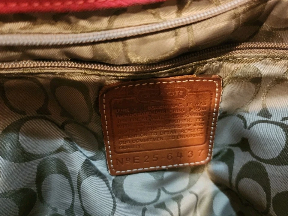 AUTHENTIC COACH RED CANVAS STRIPE MESSENGER DIAPER BOOK LAPTOP LARGE HANDBAG - Image 2 of 4