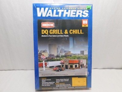 Walthers Cornerstone 933-3485 HO Scale Structure Kit, DQ Grill & Chill