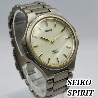 SEIKO Spirit Titanium 7N01 7100 Quartz Wristwatch