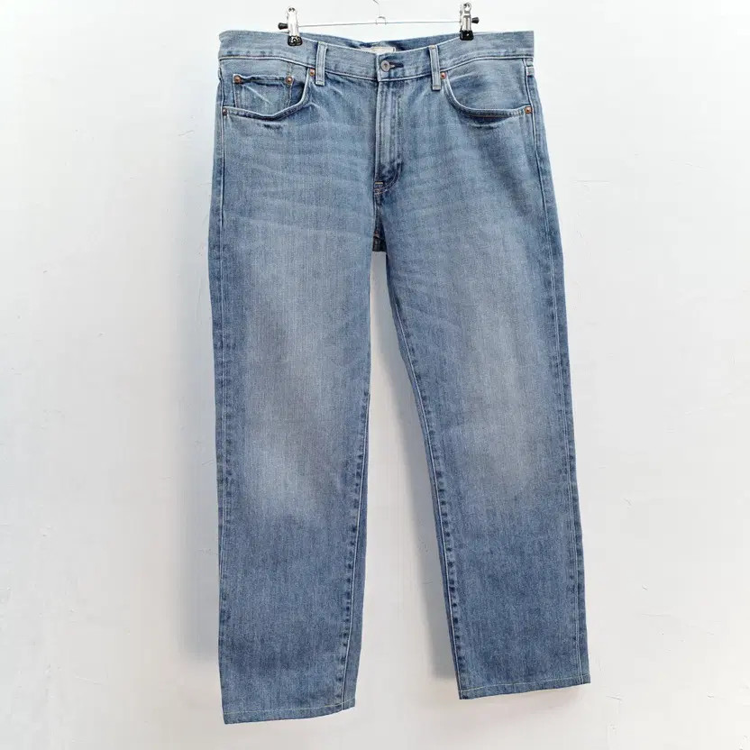 Uniqlo Straight Fit Denim Pants 36 Inch, 100% Cotton thumbnail 2